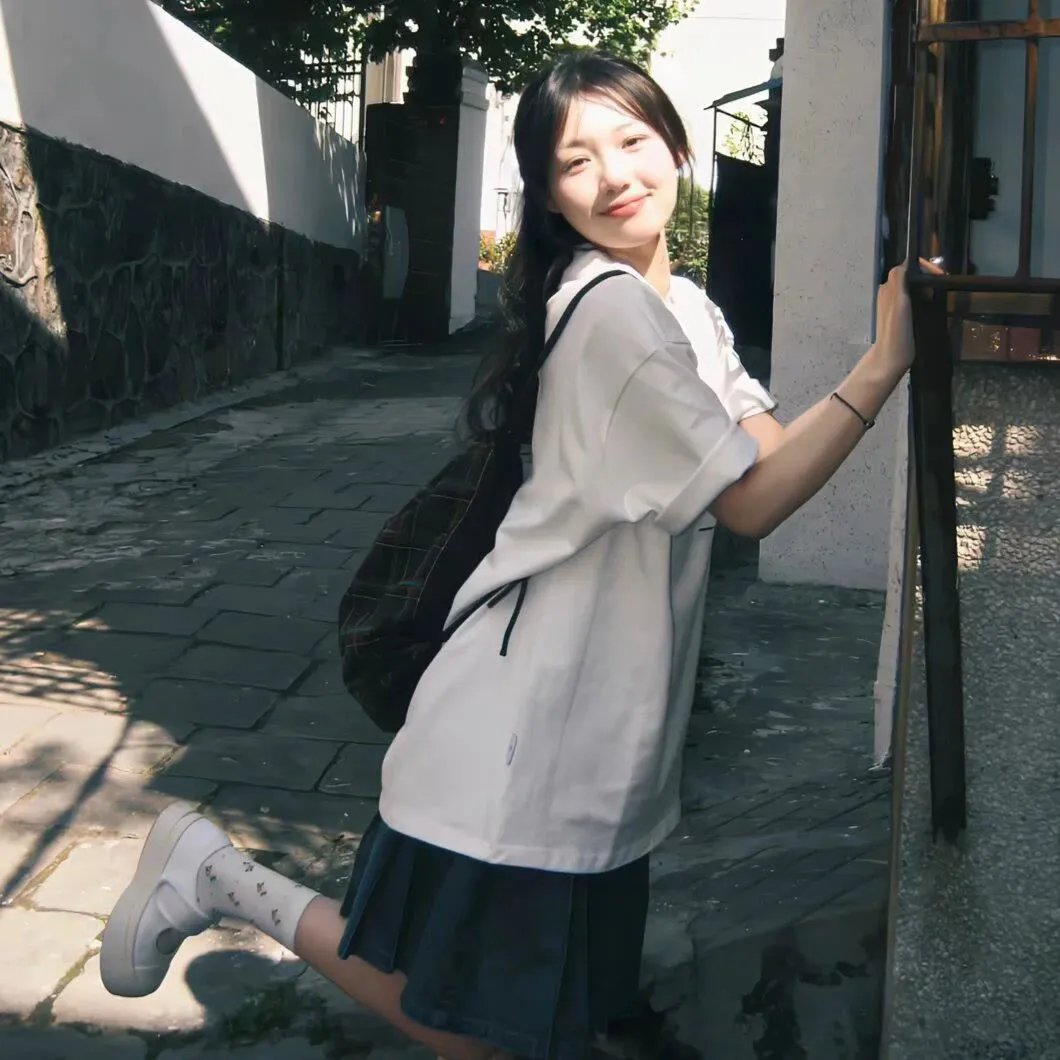 黑马海报