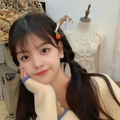 吸血鬼女王海报